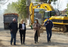 Στα έργα του αρχαιολογικού πάρκου Ορχομενού η Φ. Παπαθωμά και η Β. Καράλη
