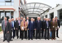 Κορωπί, 27Νοεμβρίου 2024:Η IDE είχε την τιμή να δεχθεί στις εγκαταστάσεις της στο Κορωπί, την επίσκεψη των μελών του Διοικητικού Συμβουλίου της Αεροπορικής Ακαδημίας Ελλάδος (Α.ΑΚ.Ε.), η οποία πραγματοποιήθηκε την Πέμπτη 21 Νοεμβρίου 2024. Ο κ. Γεώργιος Τρουλλινός,Πρόεδρος και Διευθύνων Σύμβουλος της IDE και Τακτικό Μέλος της ΑΑΚΕ, με ανώτατα στελέχη της εταιρίας,υποδέχτηκαν τους επισκέπτεςκαι τους ενημέρωσαν για τις δραστηριότητές της στηνΕλλάδα και το εξωτερικό, όπου η IDE συνεχίζει να καταγράφει σημαντικές επιτυχίες τόσο με την διάθεση των δικών της προϊόντων και λύσεων, όσο και με την συμβολή της σε στρατηγικής αξίας, διεθνή ευρωπαϊκά και νατοϊκά προγράμματα. Σχετικά με την A.AK.E. Η Α.ΑΚ.Ε., ως Ανώτατο Επιστημονικό μη κερδοσκοπικό Σωματείο, έχει ως σκοπό τη διάδοση της Αεροπορικής, Αεροδιαστημικής και Αεραθλητικής Ιδέας επ’ ωφελεία του Έθνους, μέσω δραστηριοποίησης των μελών του, εν ενεργεία και μη, αξιωματικών και προσωπικοτήτων που διακρίθηκαν στον εν γένει αεροπορικό χώρο, όπως και επιστημόνων που δύνανται να συμβάλουν προς αυτή την κατεύθυνση, σε συνεργασία κυρίως με το ΥΠΕΘΑ και άλλους κρατικούς φορείς. # # # Σχετικά με την IDE Η INTRACOM DEFENSE (IDE) είναι μια ελληνική εταιρεία με μακροχρόνια διεθνή παρουσία και αξιοσημείωτη εξαγωγική δραστηριότητα στον χώρο των αμυντικών συστημάτων. Η IDE χρησιμοποιεί τεχνολογίες αιχμής στον σχεδιασμό και στην ανάπτυξη προηγμένων προϊόντων στους τομείς των ηλεκτρονικών πυραυλικών συστημάτων, τακτικών συστημάτων επικοινωνιών και πληροφοριών, ολοκληρωμένων λύσεων επιτήρησης, υβριδικών συστημάτων ηλεκτρικής ενέργειας και μη επανδρωμένων συστημάτων. Η IDE συγκαταλέγεται στην επίσημη λίστα προμηθευτών οργανισμών του NATO, συμμετέχει σε διεθνή προγράμματα και έχει επιτύχει να ηγείται σε ευρωπαϊκά έργα χρηματοδοτούμενα από το Ευρωπαϊκό Ταμείο Άμυνας, ενώ παράλληλα στηρίζει την ελληνική βιομηχανία μέσω ανάθεσης σημαντικού υποκατασκευαστικού έργου σε άλλες ελληνικές εταιρίες, συμβάλλοντας στην οικονομία της χώρας. Με επίκεντρο τον ανθρώπινο παράγοντα επιτυγχάνεται η εξωστρέφεια, η αξιοπιστία και η ποιότητα που χαρακτηρίζουν την εταιρεία και τεκμηριώνονται με όλα τα έγκυρα διεθνή πιστοποιητικά και τις τιμητικές διακρίσεις που έχει λάβει καθ’ όλη τη διάρκεια της πορείας της. Περισσότερες πληροφορίες στην ηλεκτρονική διεύθυνση: www.intracomdefense.com Υπεύθυνος για θέματα Επικοινωνίας κα Βίκυ Ρουχωτά Τηλέφωνο: 210-6678698 Email: vrouh@intracomdefense.com