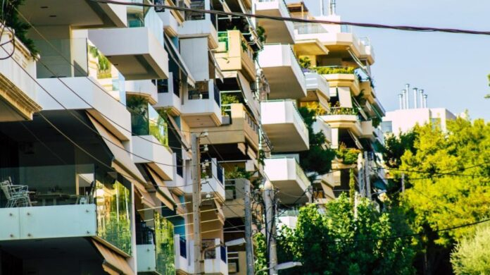 akinhta_polykatoikies_akinita_real-estate