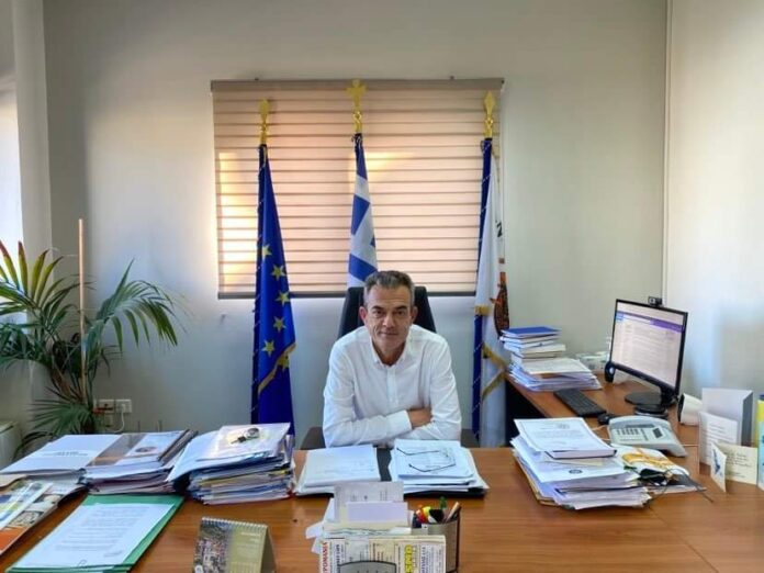 ΦΩΤΟ-ΔΗΜΑΡΧΟΥ-