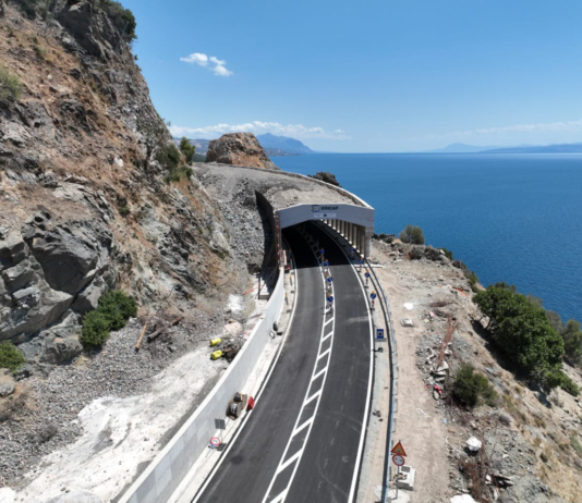 «Δουλεύουμε για να φύγει η… ρετσινιά ότι η Εύβοια δεν έχει δρόμους» – Φάνης Σπανός